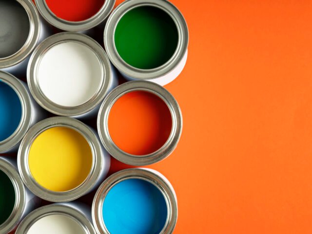 flat-lay-colorful-paint-cans